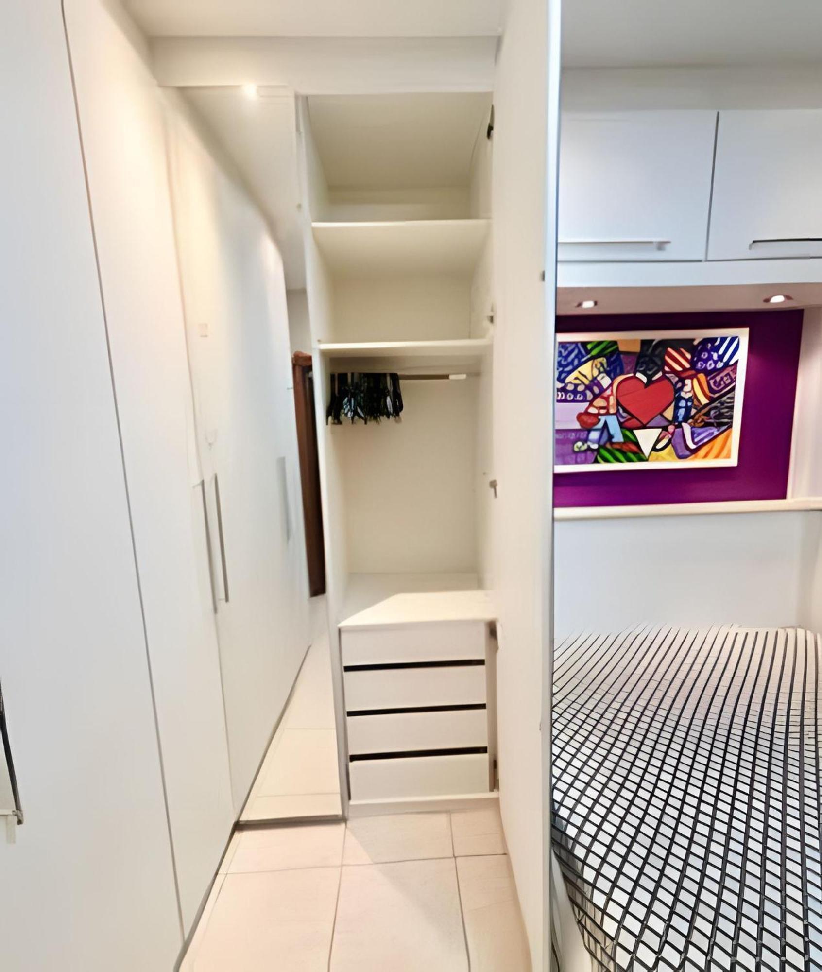 Excelente Apartamento Na Gloria C/ Estacionamento Apartamento
