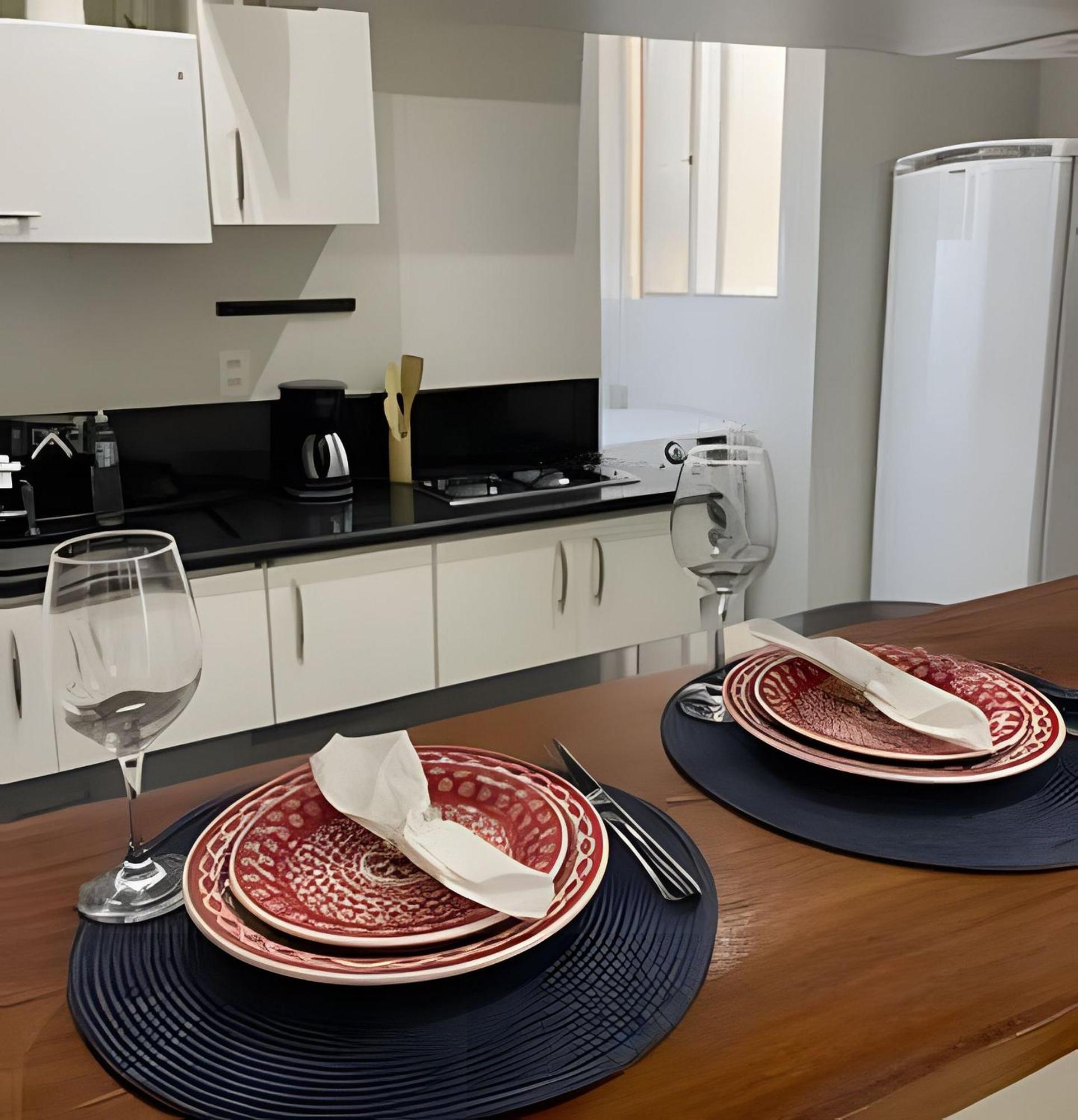 Excelente Apartamento Na Gloria C/ Estacionamento Apartamento